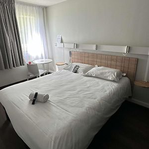 Ibis Abbeville